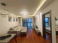 房东诚心出售,价格好谈!房子楼层好!买来就可拎包入住!!!