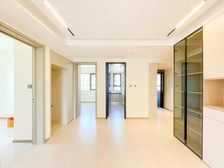 全新装修,一天未住!南北通透纯边户,业主自装,随时看房