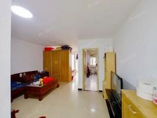 朝阳四环边 鸿博家园一区有本一居室120万 采光好 地铁边