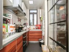 非常正气,楼层好、采光佳,让您居住非常舒适!