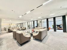 免租三个月!仅租68一平!龙光玖钻500平带家私出租来电咨询