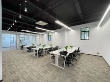 桂中园 9号线漕河泾地铁口丨200平 2元丨层高4米