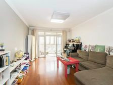 商业配套齐全 精装修 近地铁 双卫格局 交通便捷 南北通透