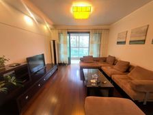 商品住宅 出行方便 满五 电梯房 近地铁