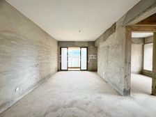 汉邦雍景居 双卫格局 南北通透 中间楼层 楼龄新 靠平湖