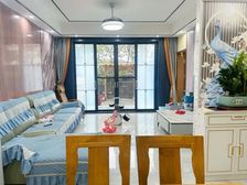 侨信云起(别墅) 楼龄新 南北通透 小区绿化高 车位充足