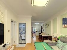 龙湖天街旁+商品房+自住精装修+采光视野好+业主诚心卖