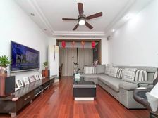 漕宝路地铁口 南北通两房 上师三9年制 有固定租赁车位