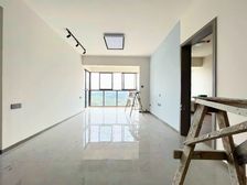 天誉智慧城雍江山 4室2厅2卫 普通装修 147万元