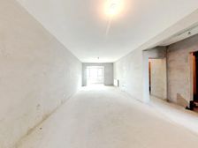 亲贤街长治路地铁口电梯三居室新房