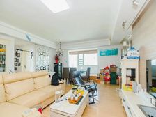 乾骏大厦 三房两卫大面积,有固定产权车位,师三九年制