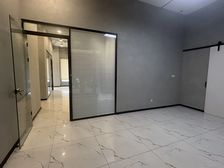 高碑店临街 整栋400平米 临河 办公遗留 随时可看