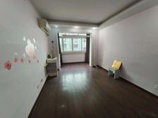 嘉善路地铁口!低于市场价60W!接受到年底付款,南北通透!!