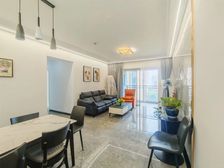 渝中区 财信渝中城 三房 急售 价格面议