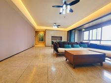 渝中区 万科翡翠天麓 四房 418万