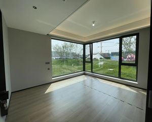 地铁15号线400米,河景洋房,三面宽270°采光,住总国企