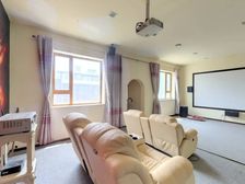 城市别墅 六室四卫 南北通透 精装修 手续全 看房方便