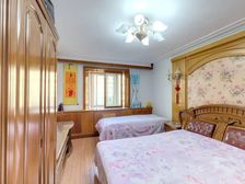 拥金1 急售 友谊花园 146.78平3居 西北向精装修