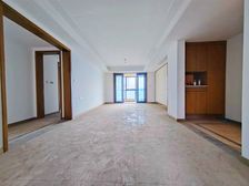 铂悦澜庭 4室2厅2卫 精装修 199万元 154平米