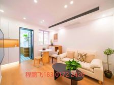 5月必卖房(总监力荐)精装全送带固定车位,小区中心位置。