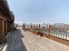 小区仅此一套帝王户型,南北通透的5居室,可以聚会的私用大