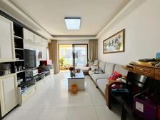 业主急售 急售 看中 价格都可以谈 装修保养也是非常好