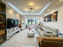 业主自住房 中心区 全屋定制 中间楼层 拎包入住 大2居