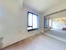 REAL 两江交汇处的江景别墅 大花园 大露台 大客厅大卧室