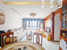 金悦城(东区) 精装可拎包入住 产权清晰 交通便利 双卫格局