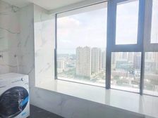 千灯湖地铁口 保利天悦 南向精装大三房 全新未入住 价格好谈