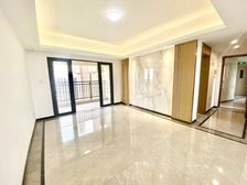 中国铁建领秀公馆 4室2厅 南