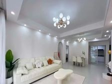 (8折出售)中间楼层 满五税少 可公积金贷款 锦地繁花