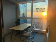 靠近东方明珠上海中心大厦金茂大厦上海环球金融中心上海国金中心