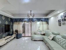 星晨花园五期双拼别墅,门口可以停4台车,停车免费,装修保养新