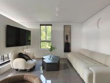 调价120W,送精装修,南北通小高层洋房边套,徐家汇中心地段