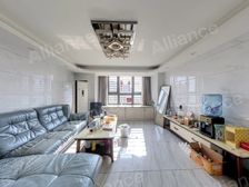 星光耀广场 复式中装两房 诚意卖 视野好 看房随时 可以读书