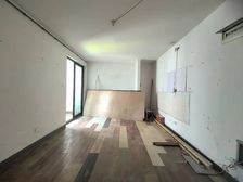 产权清晰 中间好楼层 购物方便 正南朝向 近地铁 出行方便