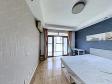 双南户型,电梯4楼小洋房。视野好,采光无遮挡