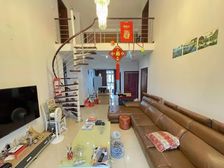 新上!!!顶楼复式 电梯高层 带产权车位 精装修