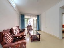 喜欢简单,不会凌乱。喜欢低调,不会张扬。东湖花园四区2室