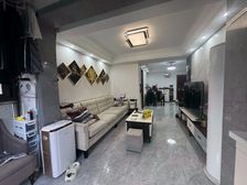 赠50平超大亭心 家具家电全送 随时可看 价格可