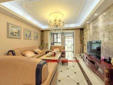 一楼带院 檀香花园 豪华装修 双气 南北通透 周边多套带院子