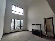 北大资源博雅 一期 顶跃 南北向 屋顶花园 毛坯 安静不临街