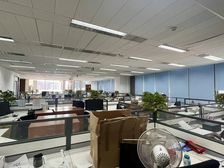 望京诚盈中心精装办公室1000平带家具7个容纳60多工位