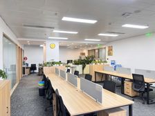 地铁口!精装写字楼3+1捡漏价