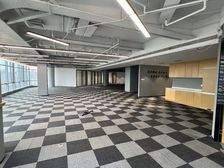 融科望京中心精装办公室800平10个特惠3元门口公交