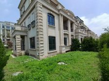 新出房源+中金海棠湾法式别墅边套大花园+急卖低于市价200万