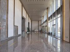 丽泽商务区 全新推出 精装修带家具 200-500户型 直租