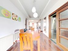 万科红郡 3室2厅 106.66平