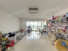 急售 东海大街 中层 大三房 带入户花园 证满 看房方便